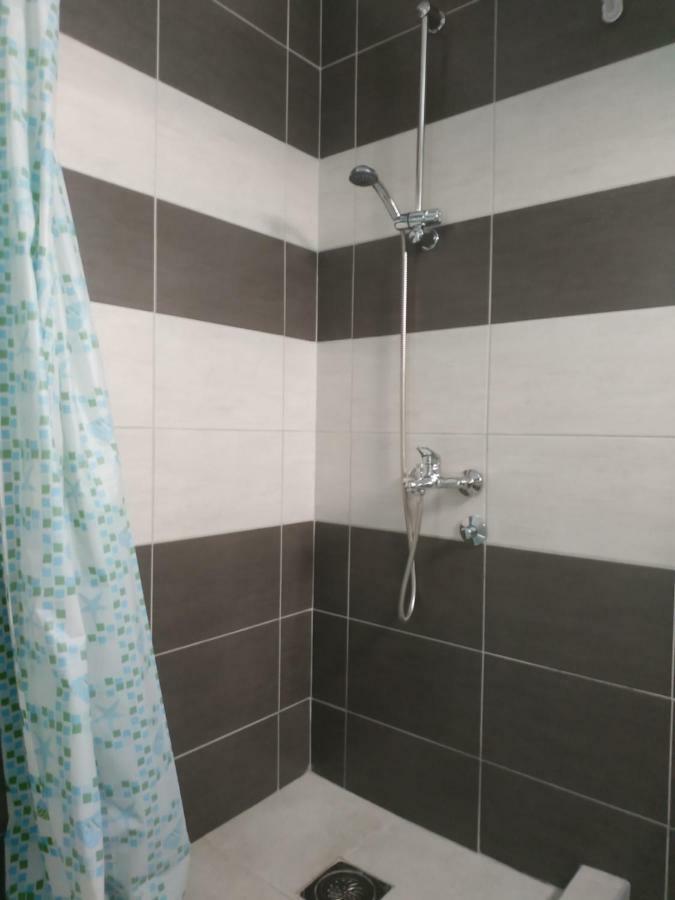 Alise Apartman Bar Kültér fotó