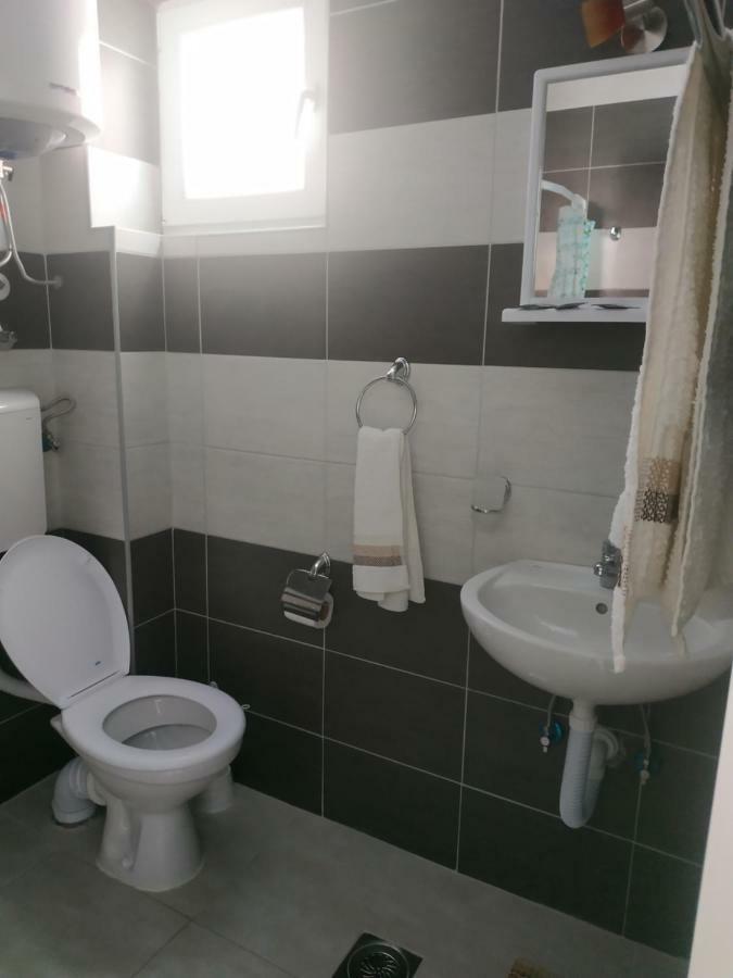 Alise Apartman Bar Kültér fotó