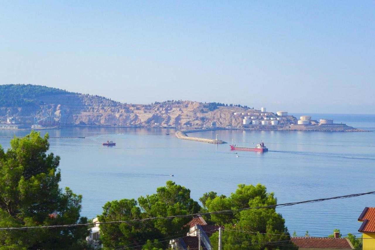 Alise Apartman Bar Kültér fotó