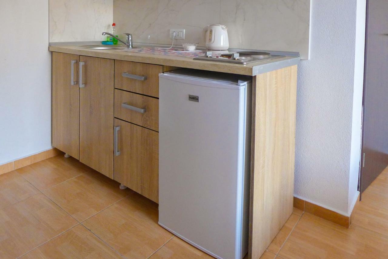 Alise Apartman Bar Kültér fotó