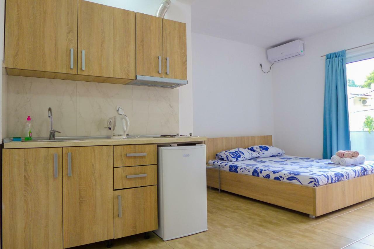 Alise Apartman Bar Kültér fotó