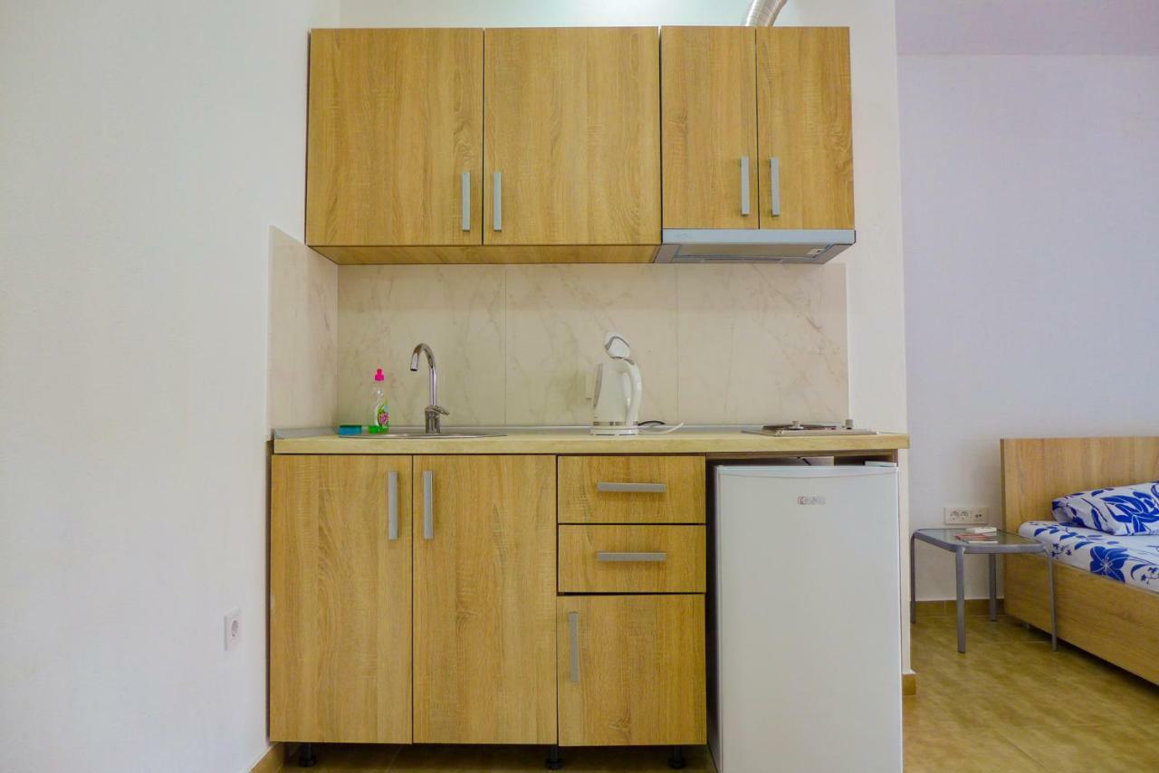 Alise Apartman Bar Kültér fotó